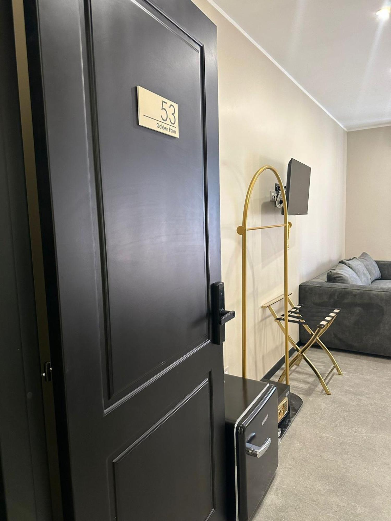 Golden Palm B&B Bari Eksteriør billede